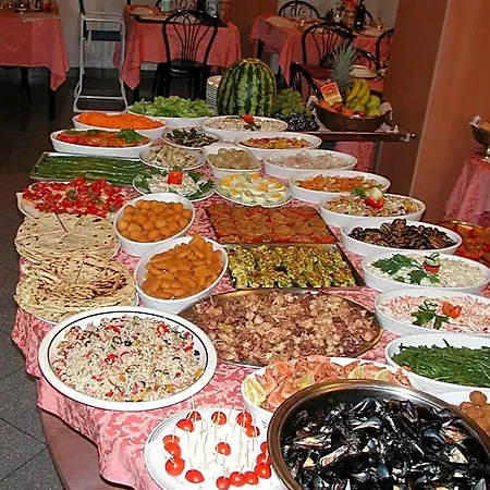 Atlantic Отель